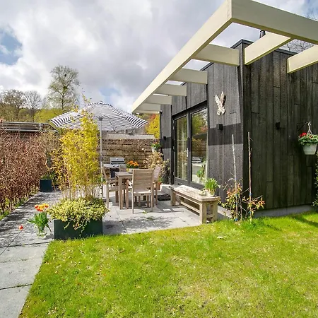 House In Near Dunes And Hébergement de vacances