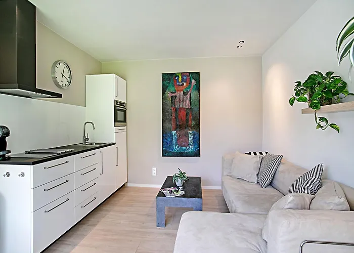 House In Near Dunes And * Σχόορλ