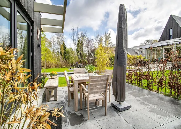 Σπίτι διακοπών House In Near Dunes And *